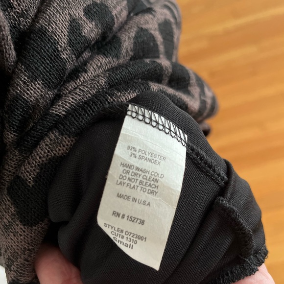 FAB’RIK Sleeveless High Neck Leopard Print Dress! Size S/M (with pockets!) - Picture 10 of 12